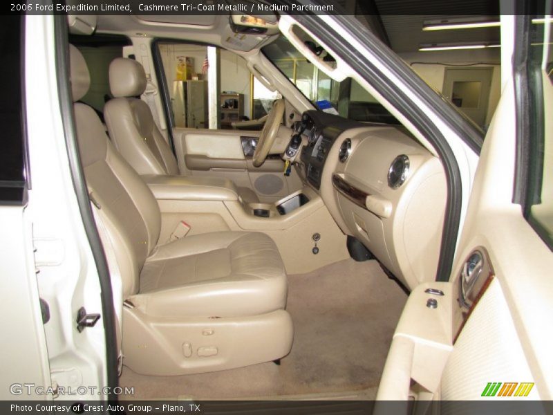 Cashmere Tri-Coat Metallic / Medium Parchment 2006 Ford Expedition Limited