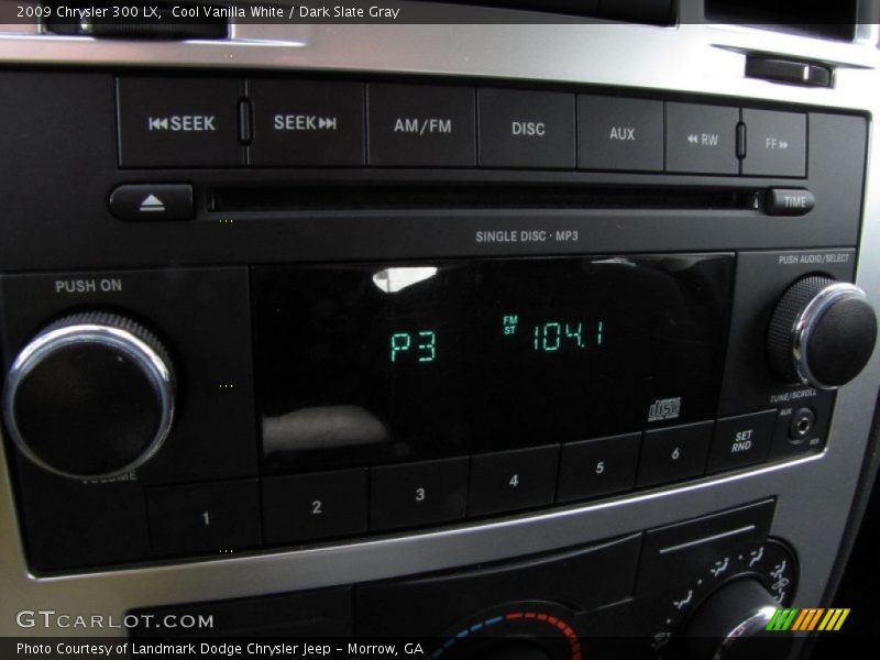 Cool Vanilla White / Dark Slate Gray 2009 Chrysler 300 LX
