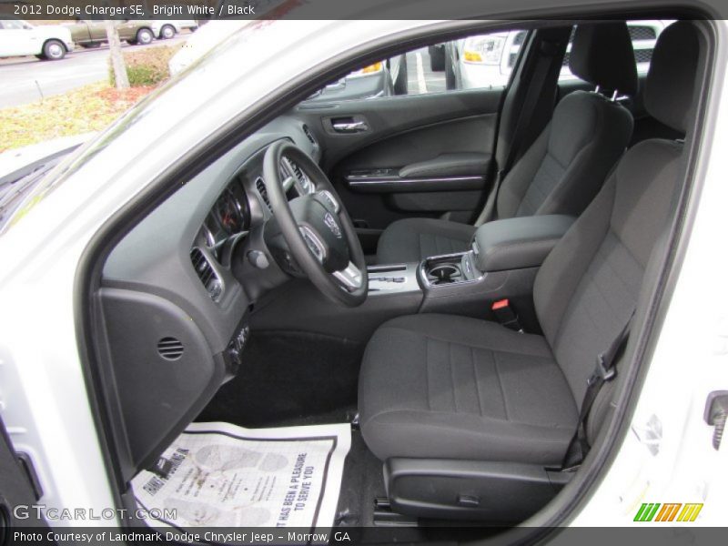 Bright White / Black 2012 Dodge Charger SE