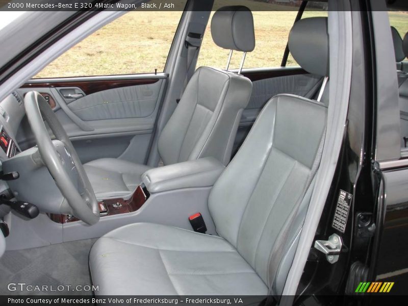 Black / Ash 2000 Mercedes-Benz E 320 4Matic Wagon