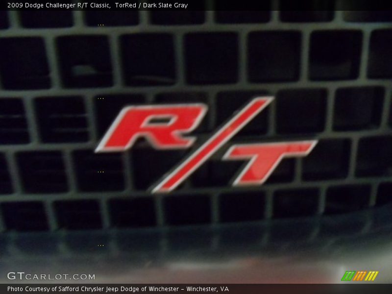 R/T Badge - 2009 Dodge Challenger R/T Classic