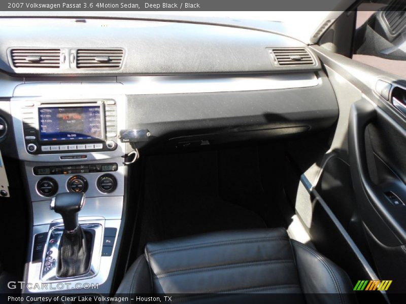 Deep Black / Black 2007 Volkswagen Passat 3.6 4Motion Sedan