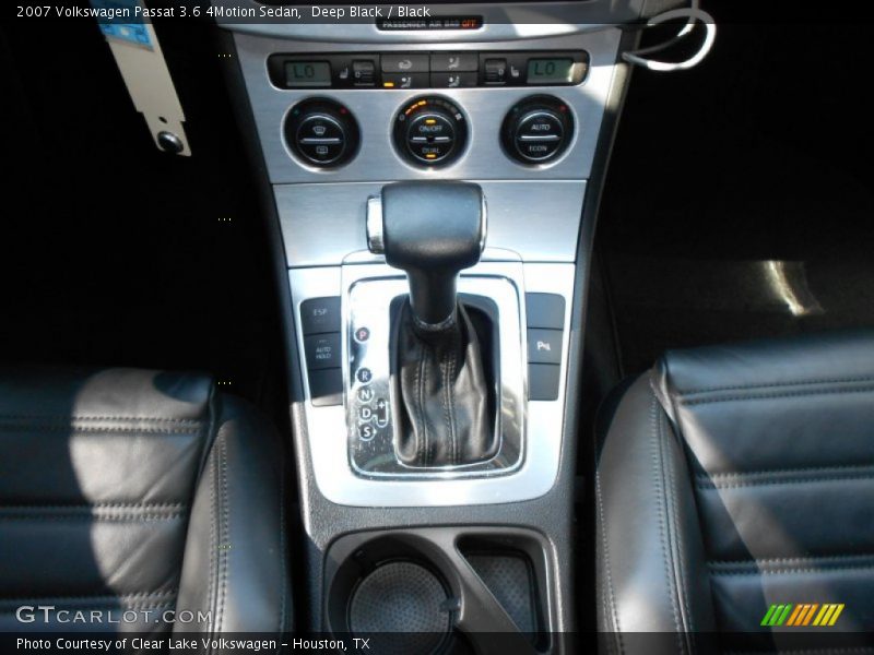 Deep Black / Black 2007 Volkswagen Passat 3.6 4Motion Sedan