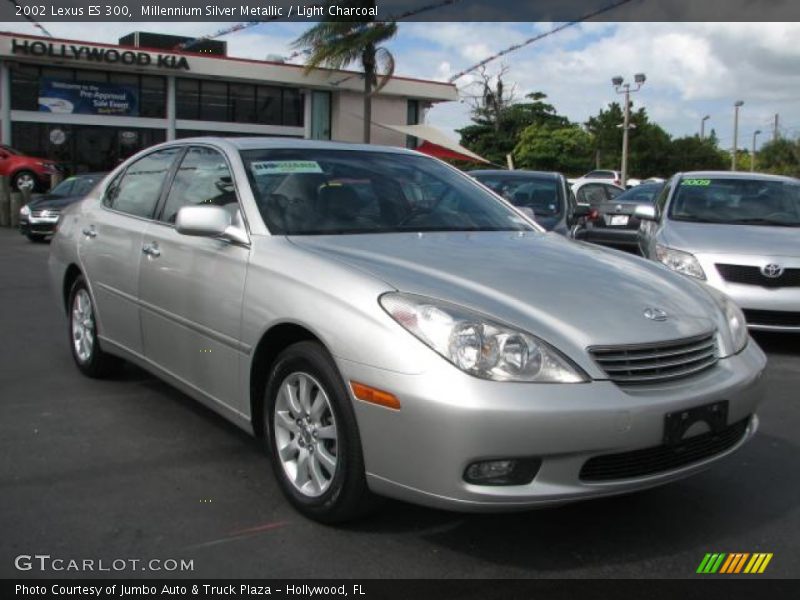 Millennium Silver Metallic / Light Charcoal 2002 Lexus ES 300