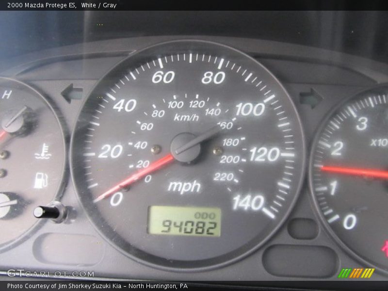White / Gray 2000 Mazda Protege ES