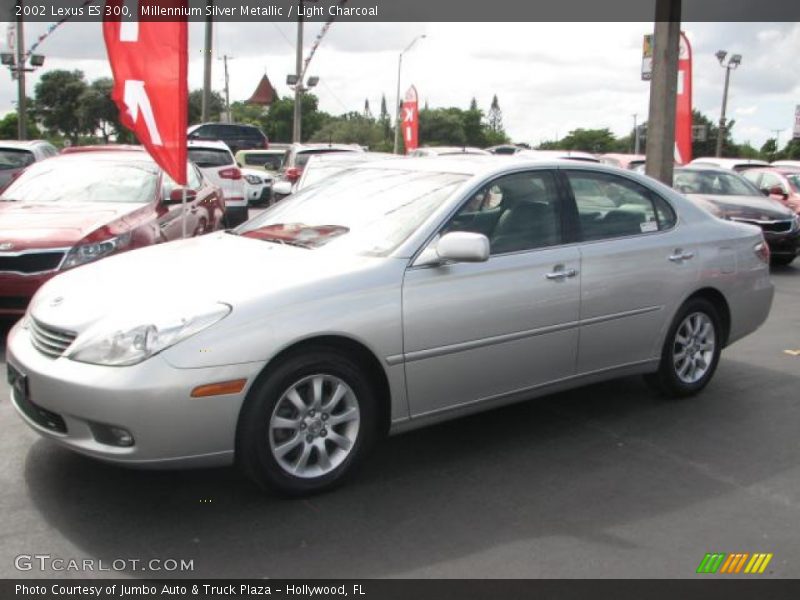 Millennium Silver Metallic / Light Charcoal 2002 Lexus ES 300