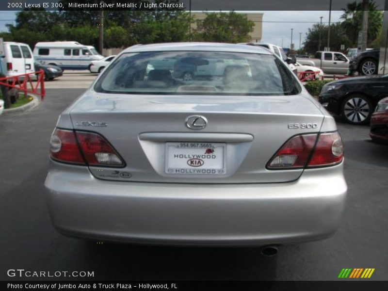 Millennium Silver Metallic / Light Charcoal 2002 Lexus ES 300