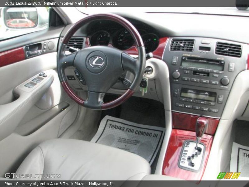 Millennium Silver Metallic / Light Charcoal 2002 Lexus ES 300