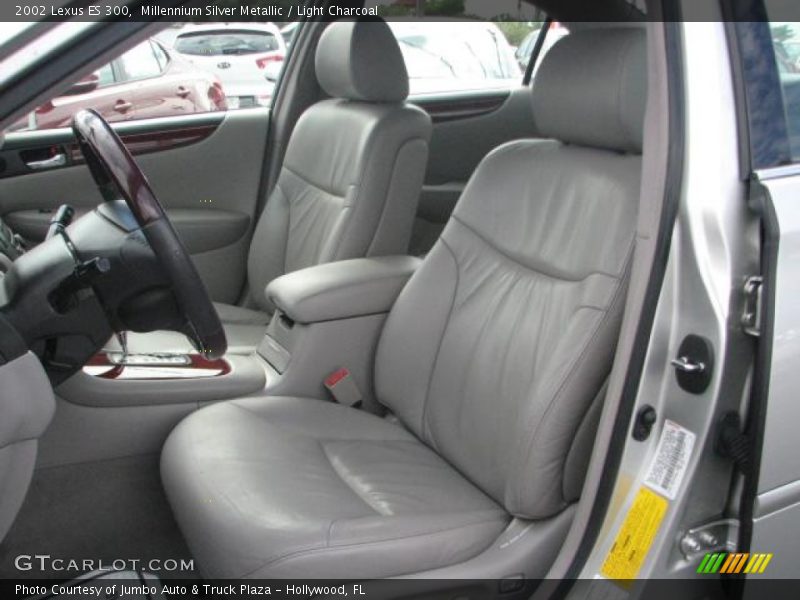 Millennium Silver Metallic / Light Charcoal 2002 Lexus ES 300