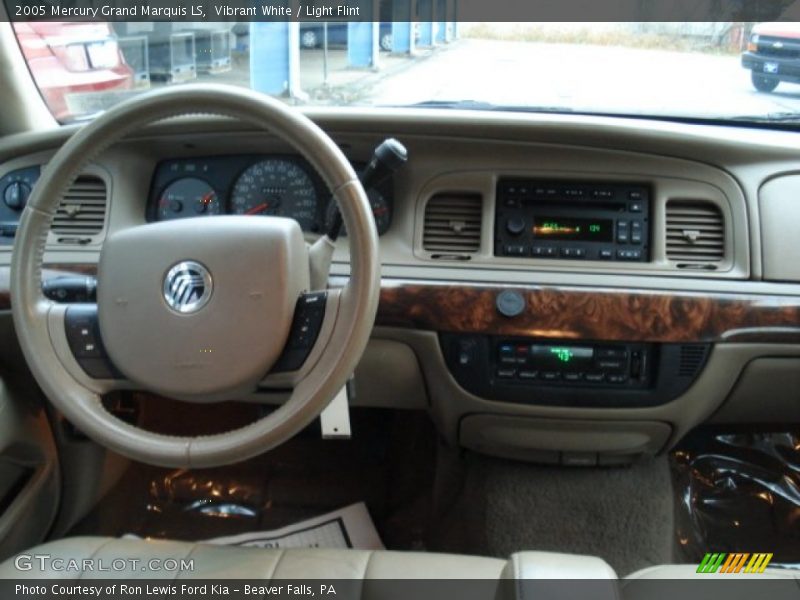 Vibrant White / Light Flint 2005 Mercury Grand Marquis LS