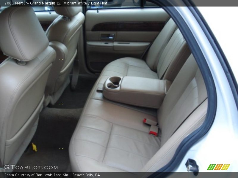 Vibrant White / Light Flint 2005 Mercury Grand Marquis LS