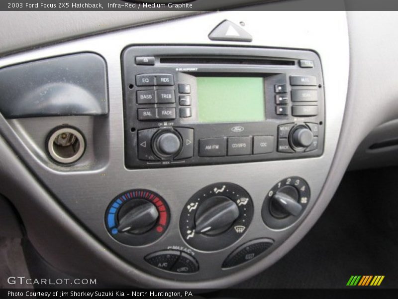 Controls of 2003 Focus ZX5 Hatchback