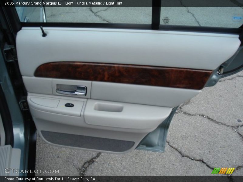 Light Tundra Metallic / Light Flint 2005 Mercury Grand Marquis LS