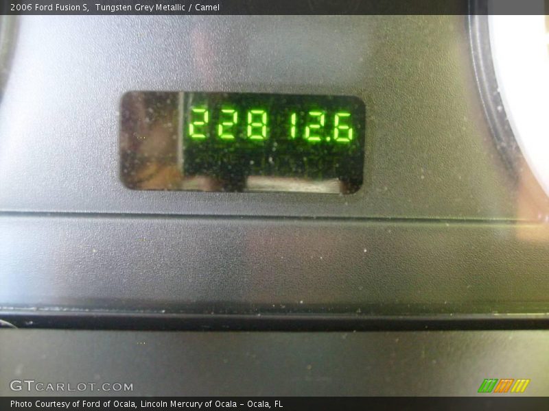 Tungsten Grey Metallic / Camel 2006 Ford Fusion S