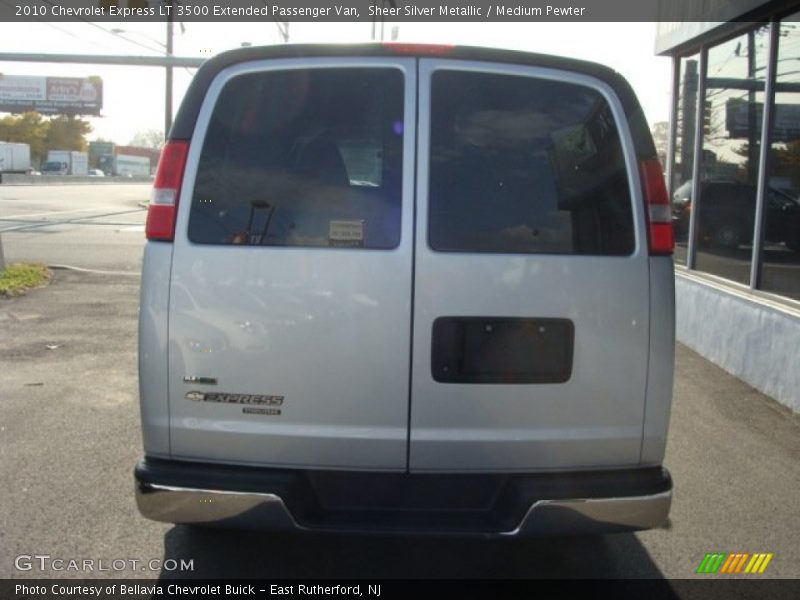 Sheer Silver Metallic / Medium Pewter 2010 Chevrolet Express LT 3500 Extended Passenger Van