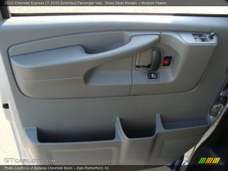 Sheer Silver Metallic / Medium Pewter 2010 Chevrolet Express LT 3500 Extended Passenger Van