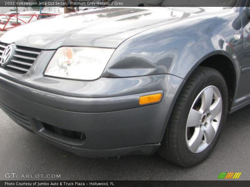 Platinum Grey Metallic / Grey 2003 Volkswagen Jetta GLS Sedan