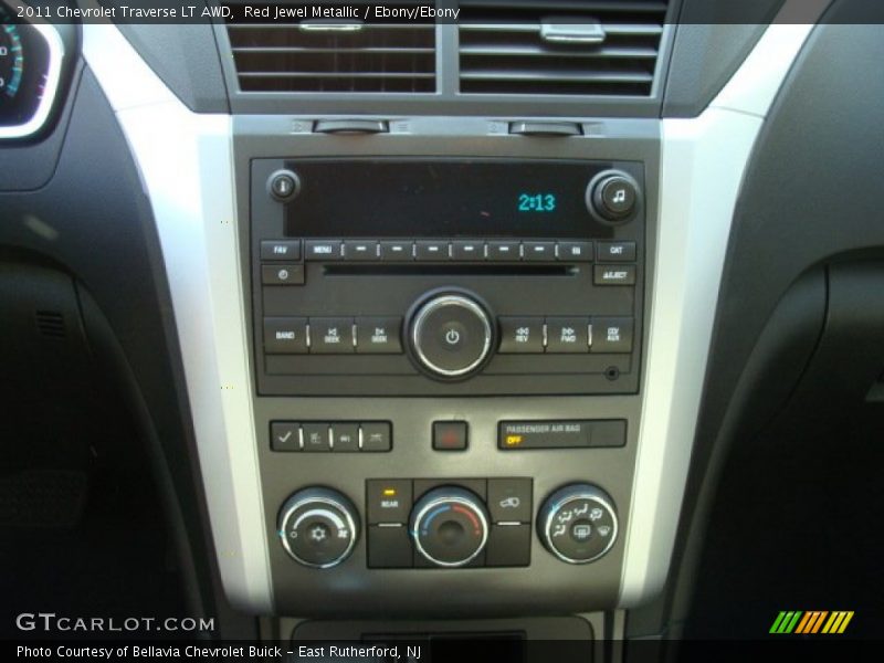Red Jewel Metallic / Ebony/Ebony 2011 Chevrolet Traverse LT AWD
