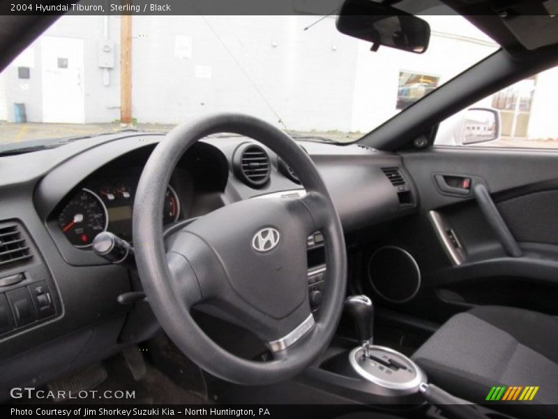 Sterling / Black 2004 Hyundai Tiburon