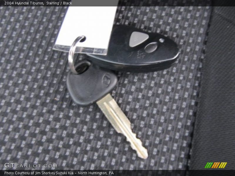 Keys of 2004 Tiburon 