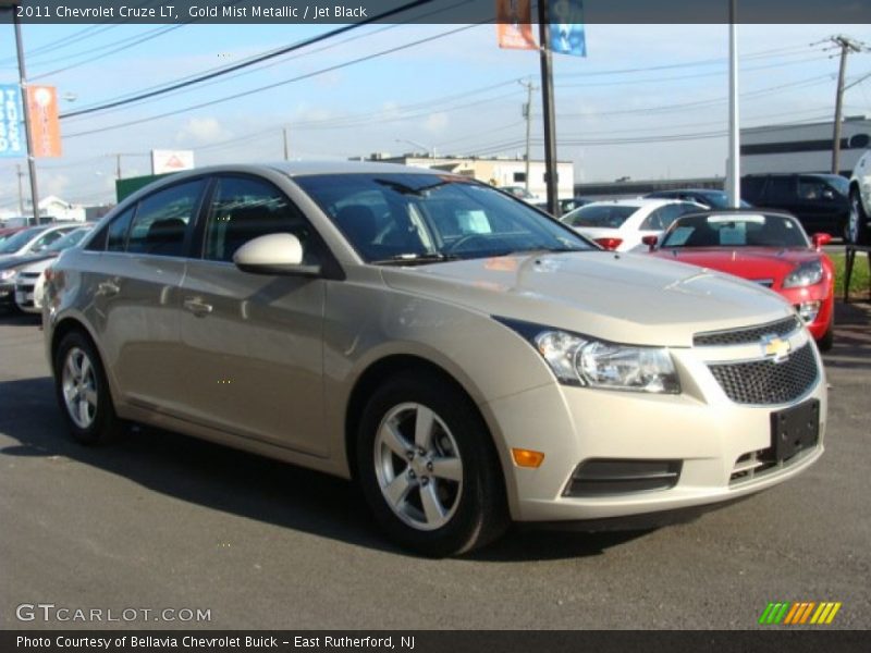 Gold Mist Metallic / Jet Black 2011 Chevrolet Cruze LT