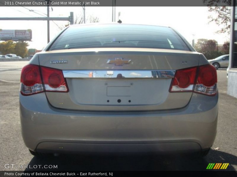 Gold Mist Metallic / Jet Black 2011 Chevrolet Cruze LT