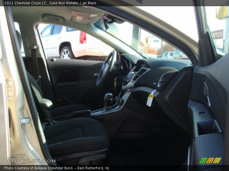 Gold Mist Metallic / Jet Black 2011 Chevrolet Cruze LT