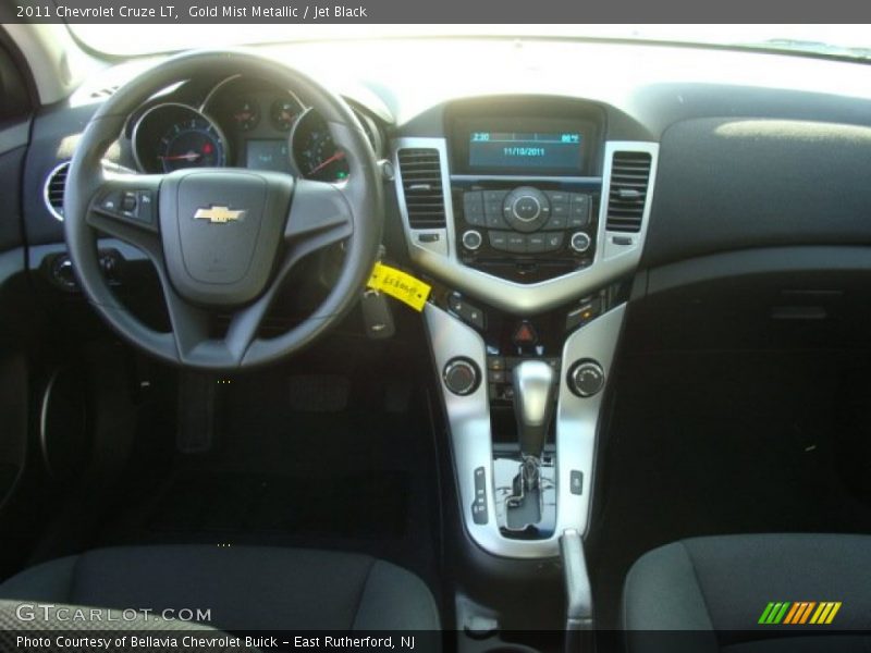 Gold Mist Metallic / Jet Black 2011 Chevrolet Cruze LT