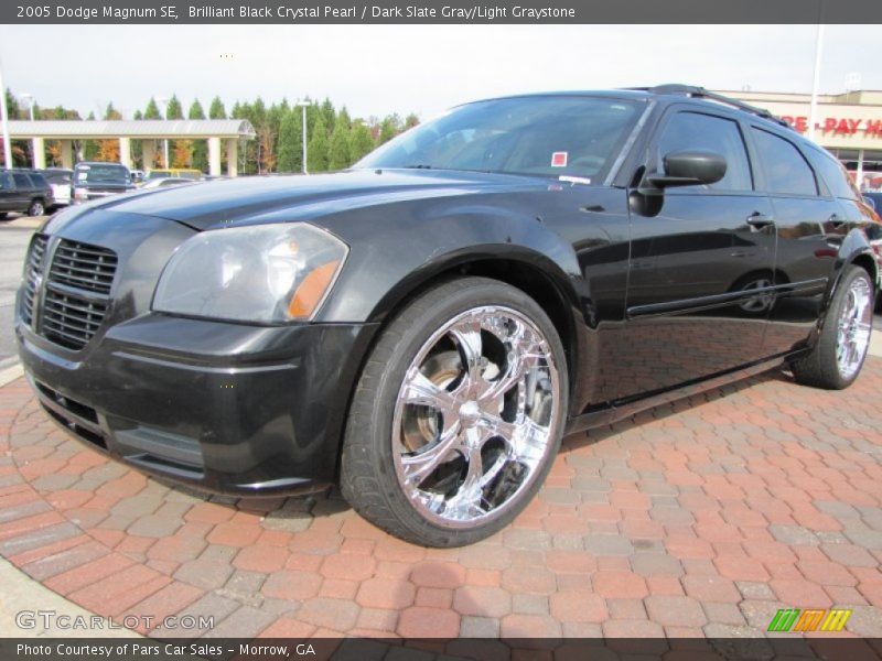 Brilliant Black Crystal Pearl / Dark Slate Gray/Light Graystone 2005 Dodge Magnum SE