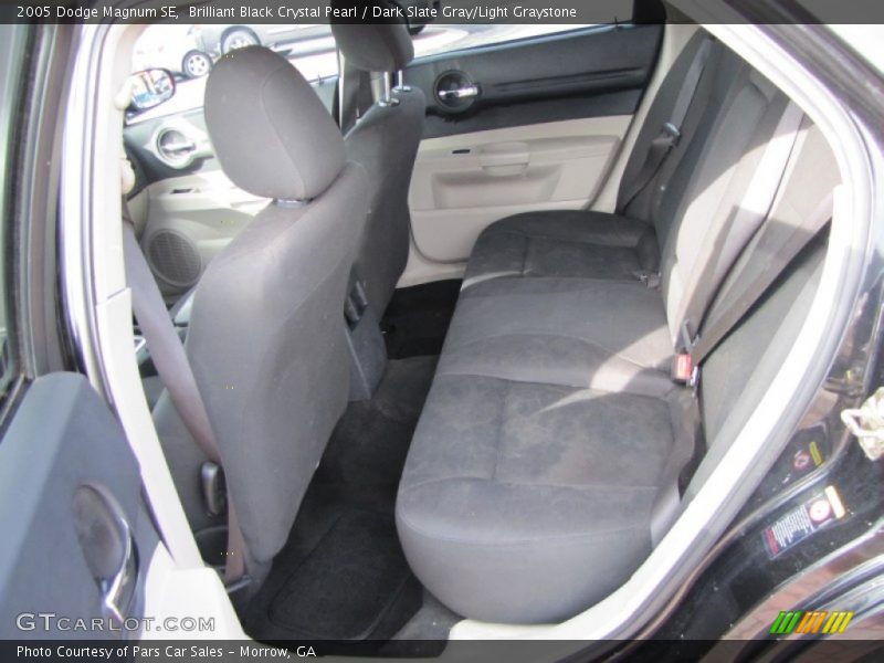  2005 Magnum SE Dark Slate Gray/Light Graystone Interior