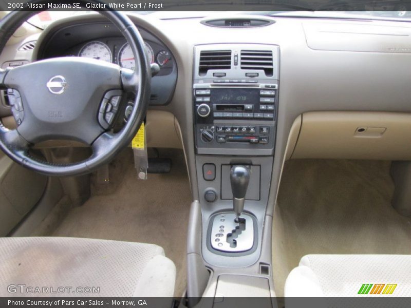 Glacier White Pearl / Frost 2002 Nissan Maxima SE
