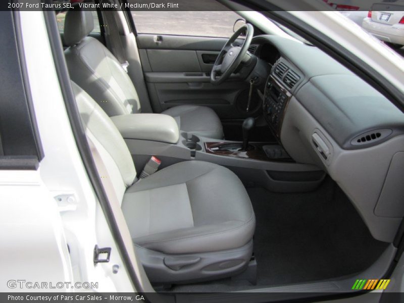 Vibrant White / Medium/Dark Flint 2007 Ford Taurus SEL