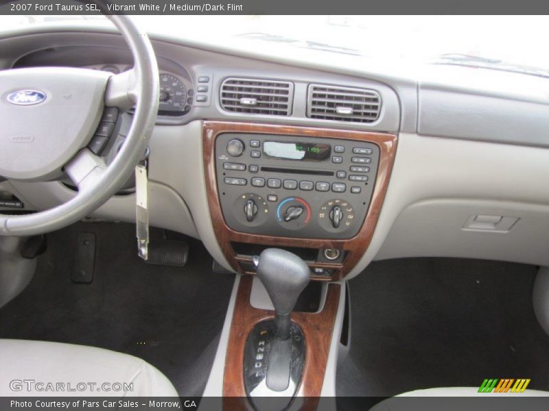 Vibrant White / Medium/Dark Flint 2007 Ford Taurus SEL
