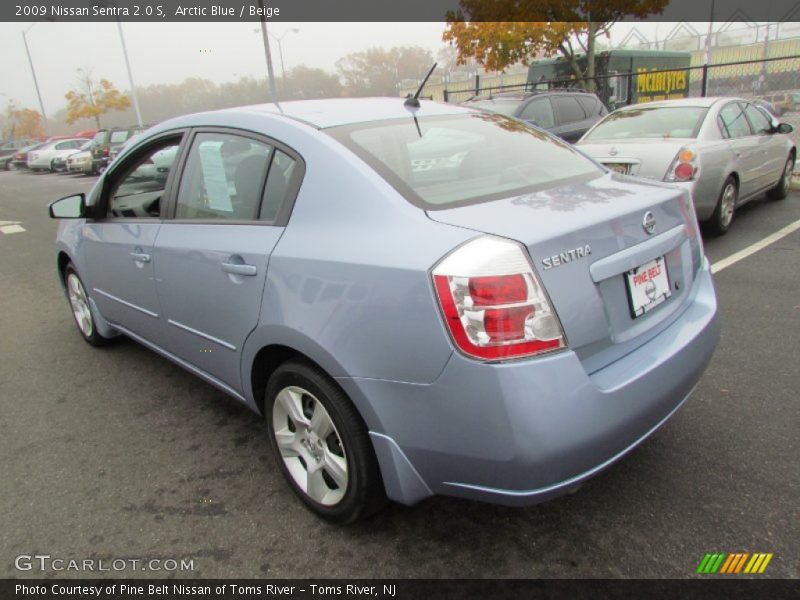 Arctic Blue / Beige 2009 Nissan Sentra 2.0 S
