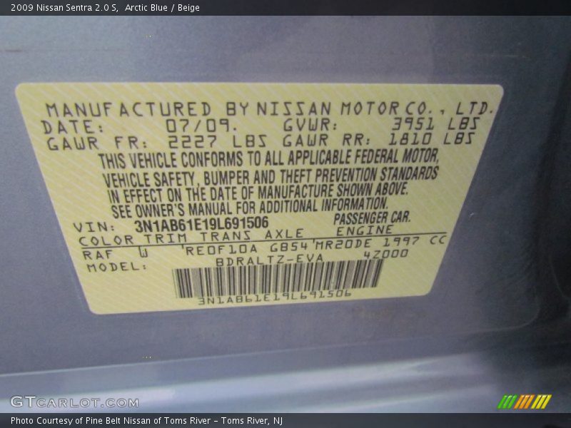 Arctic Blue / Beige 2009 Nissan Sentra 2.0 S