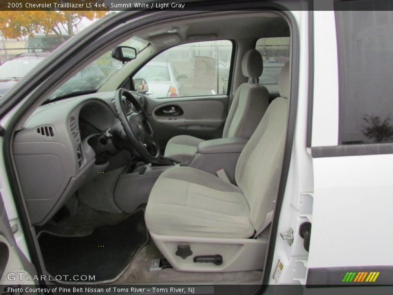 Summit White / Light Gray 2005 Chevrolet TrailBlazer LS 4x4