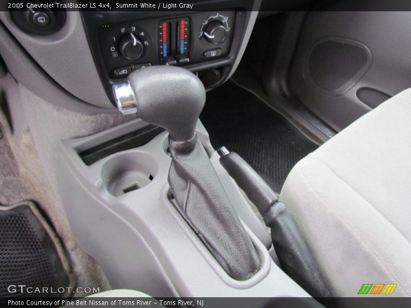 Summit White / Light Gray 2005 Chevrolet TrailBlazer LS 4x4