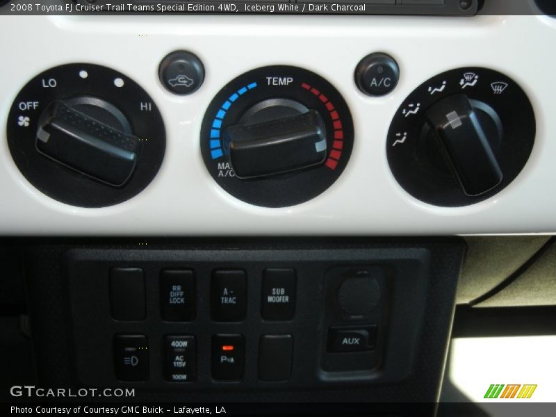 Iceberg White / Dark Charcoal 2008 Toyota FJ Cruiser Trail Teams Special Edition 4WD