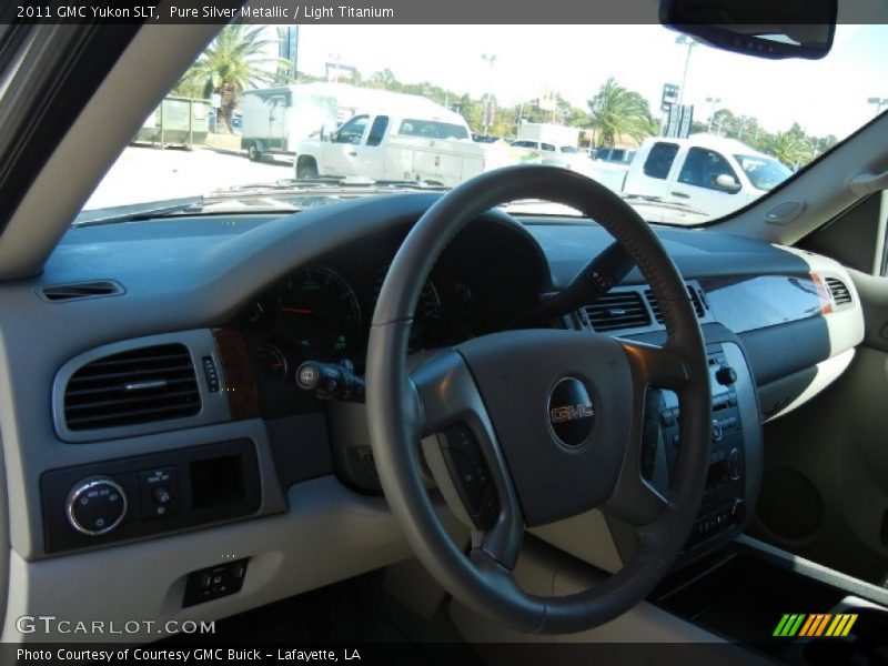 Pure Silver Metallic / Light Titanium 2011 GMC Yukon SLT