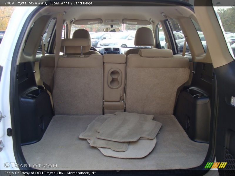 Super White / Sand Beige 2009 Toyota RAV4 4WD