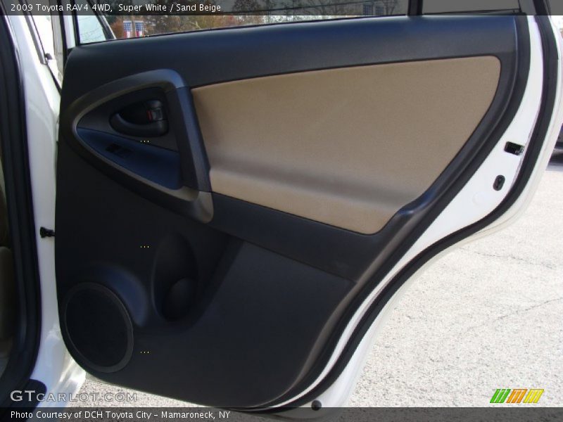 Super White / Sand Beige 2009 Toyota RAV4 4WD
