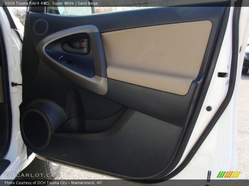 Super White / Sand Beige 2009 Toyota RAV4 4WD
