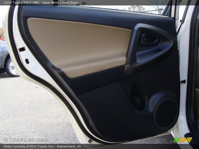 Super White / Sand Beige 2009 Toyota RAV4 4WD
