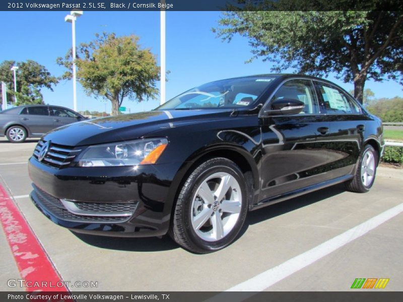 Black / Cornsilk Beige 2012 Volkswagen Passat 2.5L SE