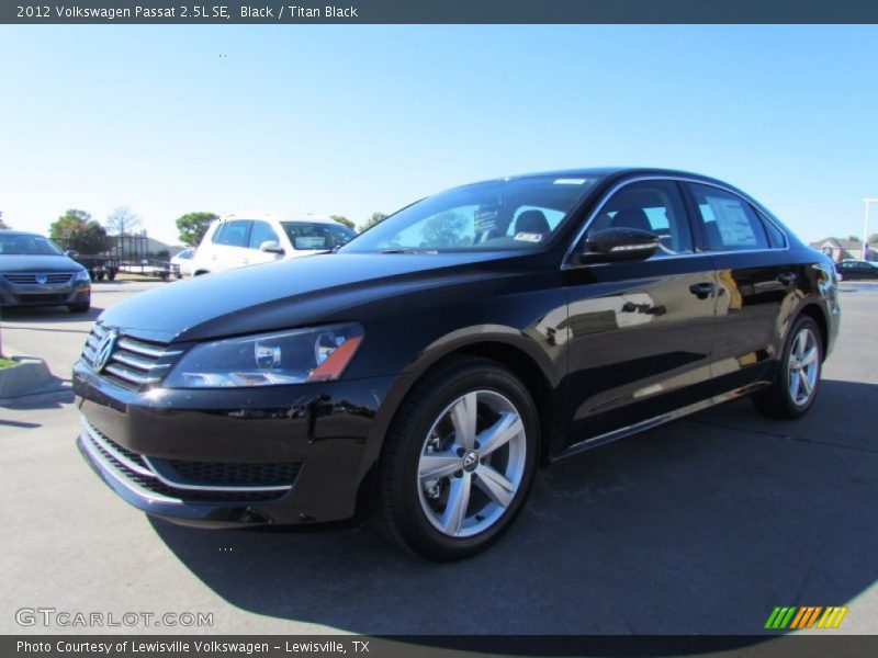Black / Titan Black 2012 Volkswagen Passat 2.5L SE