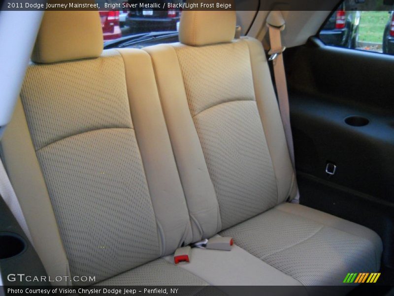 Bright Silver Metallic / Black/Light Frost Beige 2011 Dodge Journey Mainstreet
