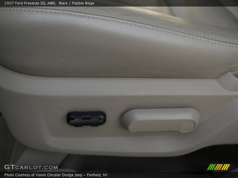 Black / Pebble Beige 2007 Ford Freestyle SEL AWD