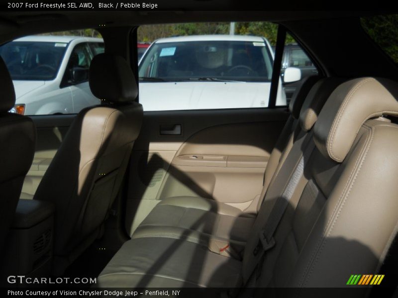 Black / Pebble Beige 2007 Ford Freestyle SEL AWD
