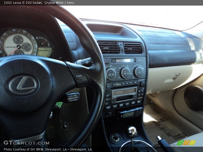 Crystal White / Ivory 2003 Lexus IS 300 Sedan