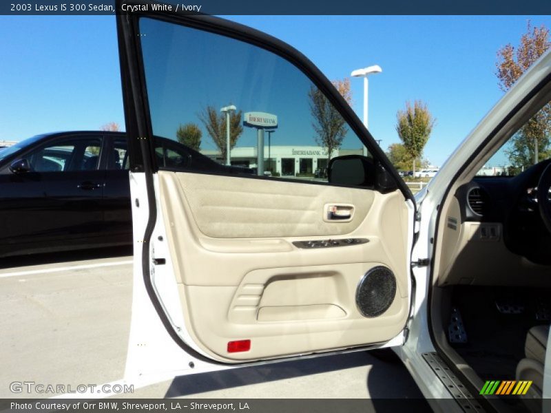 Crystal White / Ivory 2003 Lexus IS 300 Sedan